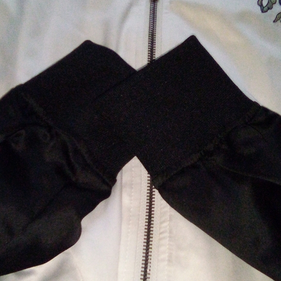 Girls iZ Buyer Jacket - Picture 5 of 8